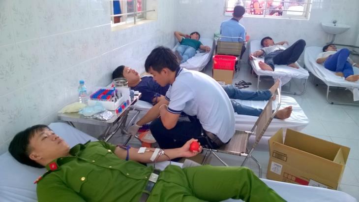 Huyện Tân Châu trên 500 người tham gia hiến máu nhân đạo đợt 3 năm 2016